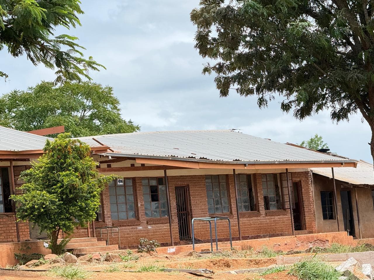 Mpfariseni Secondary in Thohoyandou understaffed and unsafe
