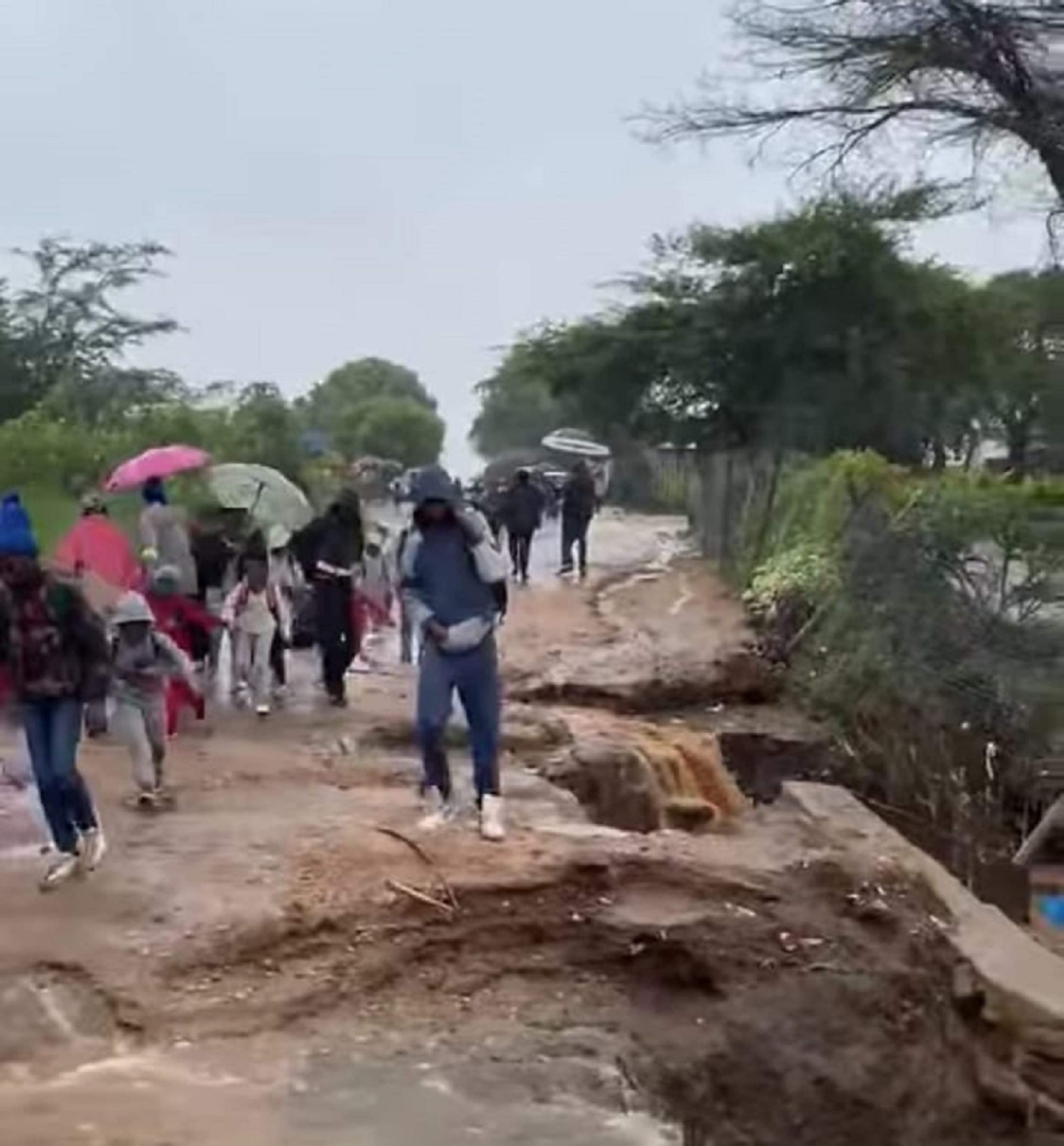 Flooding forces school closures in Vhembe and Mopani