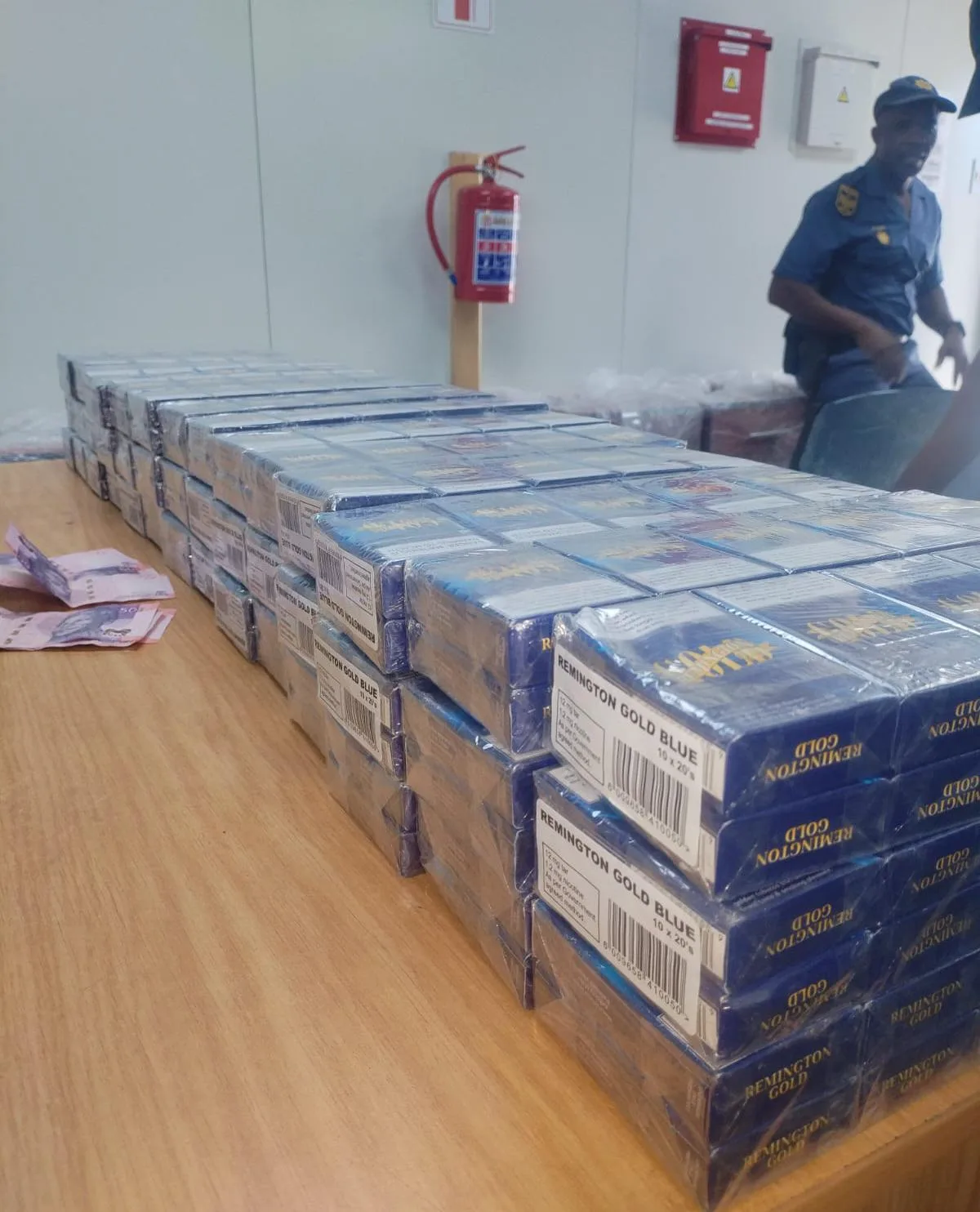 Suspects flee after R600,000 illicit cigarette bust in Polokwane chase