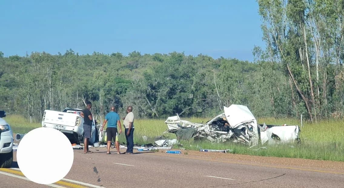 Five killed in N1 crash near Boekenhout